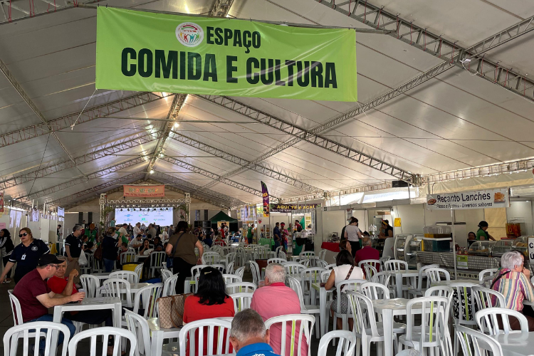 Incubadora analisou comercialização e perfil socioeconômico dos participantes, reforçando o compromisso com a construção de conhecimento sobre agricultura familiar