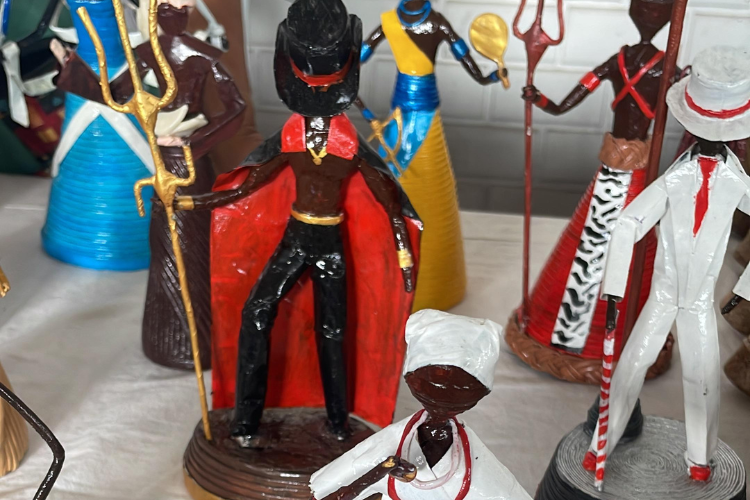 Incubadora analisou comercialização e perfil socioeconômico dos participantes, reforçando o compromisso com a construção de conhecimento sobre agricultura familiar