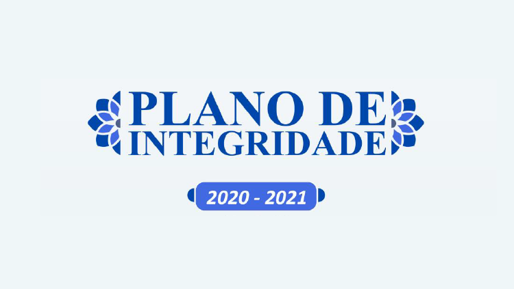 A imagem apresenta o texto: Plano de Integridade, escrito na cor azul sobre um fundo bege. Abaixo do texto há a informação 2020-2021. 