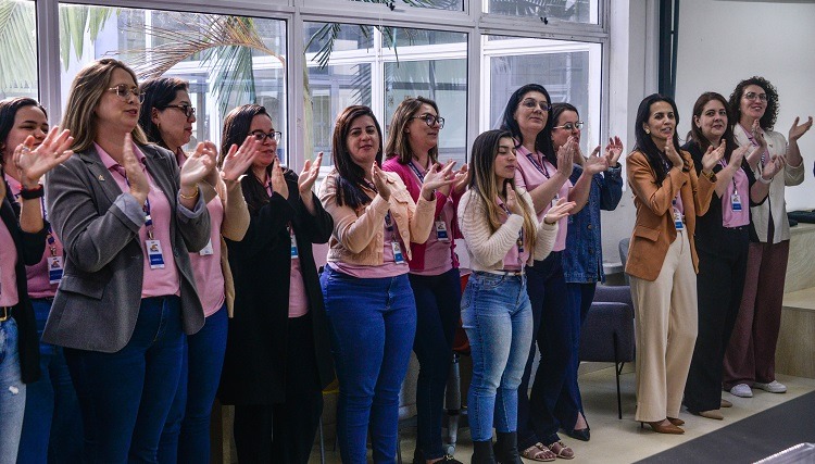 Parte da equipe de colaboradores da FAURG