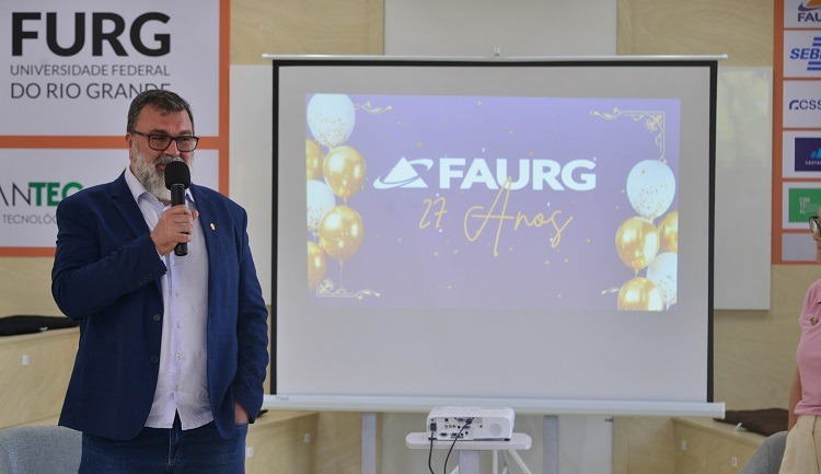 Vice-reitor da FURG, Ednei Primel